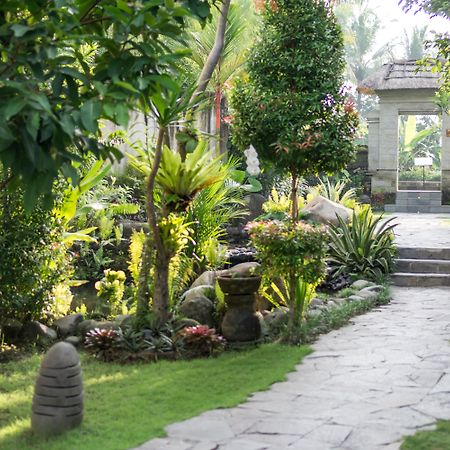 Radha Phala Resort & Spa Ubud Exteriör bild